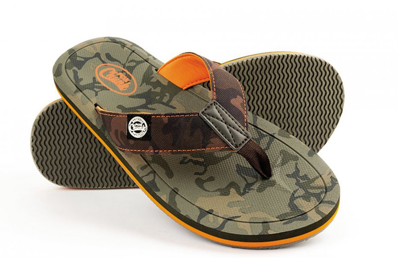 Fox Chunk Camo flip flop size 10/44