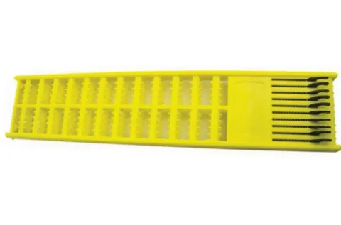 DRABINKA ZE SPRĘŻYNKĄ 28CM MISTRALL
