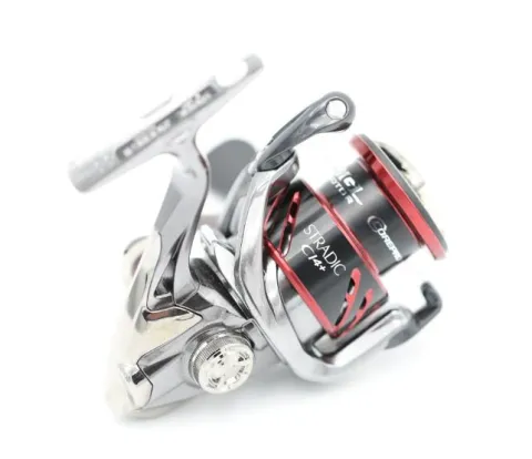 Kołowrotek Shimano Stradic CI4+ FB 2500 — zdjęcie 4