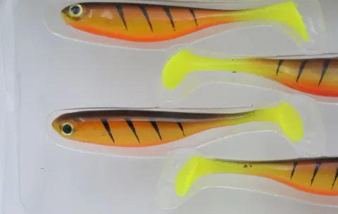 Przynęta gumowa Berkley Sneakshad Hot Yellow Perch 3in 4szt — zdjęcie 2