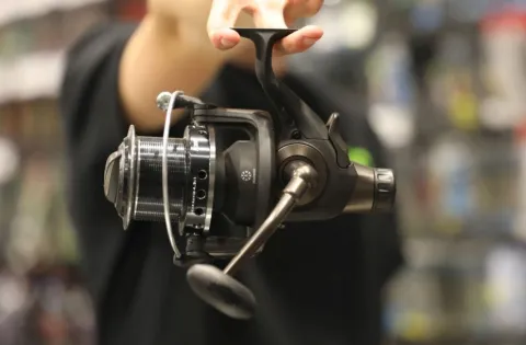 Kołowrotek Jaxon Dominator Dtx 750 — zdjęcie 2
