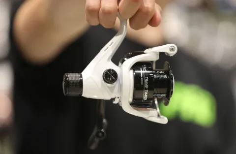 Kołowrotek Jaxon Tramp Tm 400 — zdjęcie 3