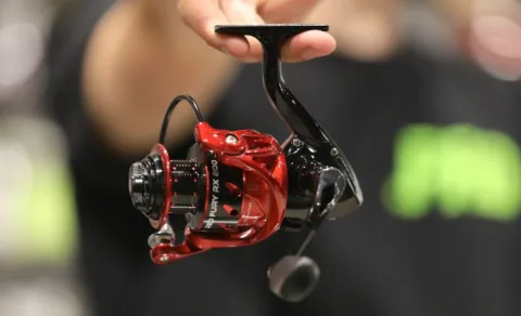 Kołowrotek Jaxon Red Fury Rx 200 — zdjęcie 3